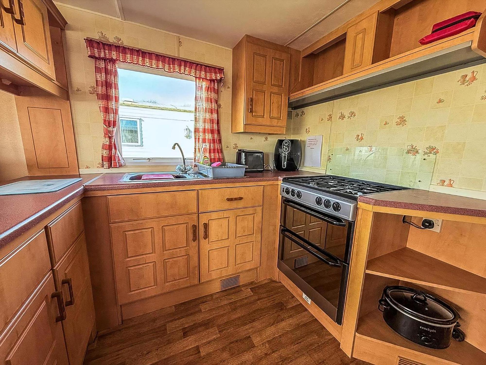 Lovely 8 Berth Caravan In Skegness With Free Wi-Fi, Ref 96023D Bagian luar foto